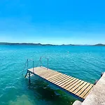 Select Cunda - Sea View With Private Veranda In Cunda Island *