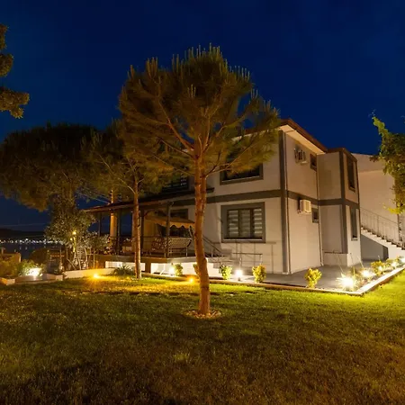 Select Cunda - Sea View With Private Veranda In Cunda Island * Ayvalı