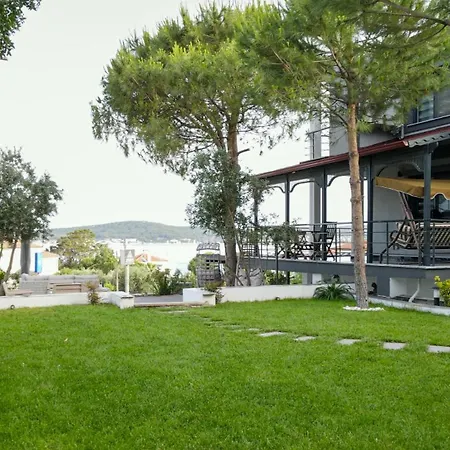 Tatil Evi Select Cunda - Sea View With Private Veranda In Cunda Island