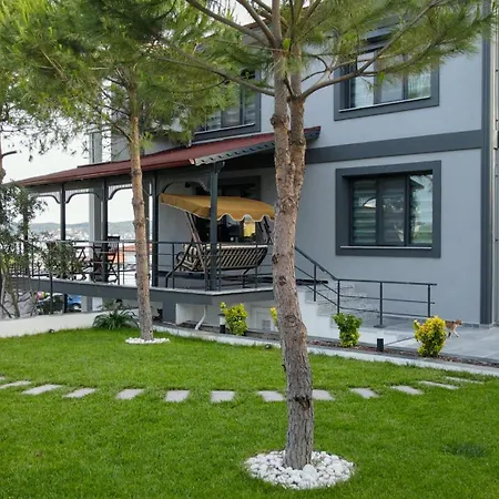 Select Cunda - Sea View With Private Veranda In Cunda Island Ayvalik