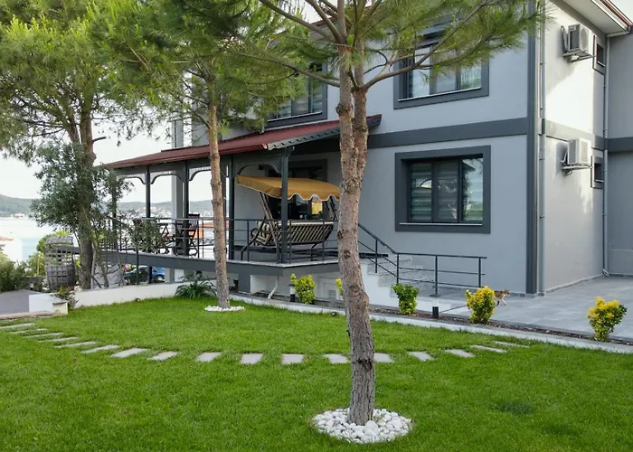 Select Cunda - Sea View With Private Veranda In Cunda Island Ayvalı