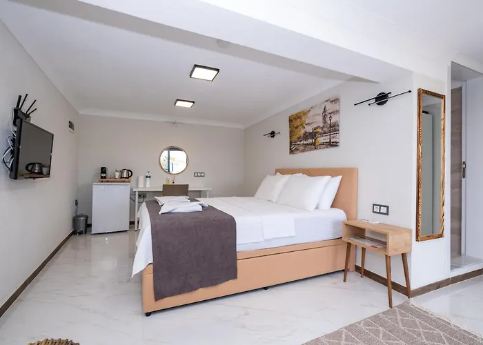 Select Cunda - Sea View With Private Veranda In Cunda Island